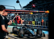 开云体育app-包含哈斯车队翻盘梅赛德斯，拉塞尔点燃赛场的词条