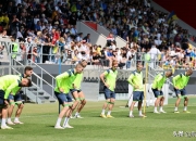 开云体育官方网站-罗马尼亚主场不敌冰岛，势头受挫晋级梦碎的简单介绍