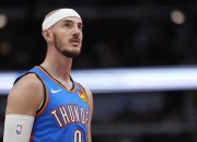 开云APP-包含加拿大男篮爆冷雄鹿B队，卡鲁索高光表现的词条