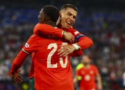 开云体育app-欧国联赛依旧激烈进行，球队表现出色的简单介绍