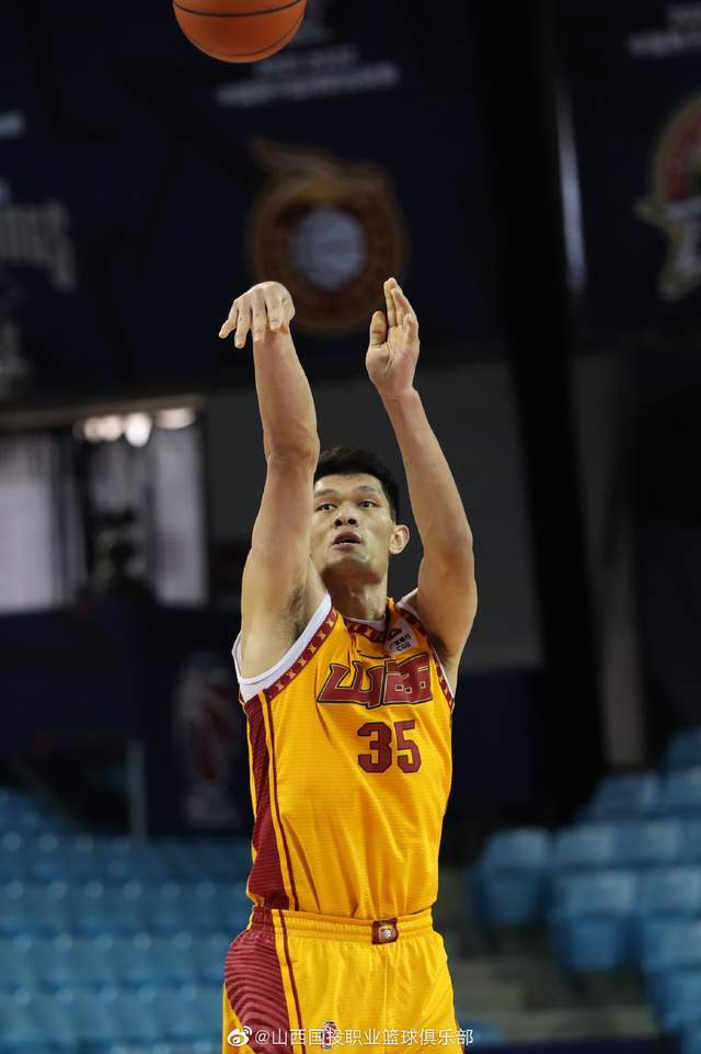 新疆飞虎全队士气高昂,豪取连胜 新疆飞虎全队士气高昂,豪取连胜