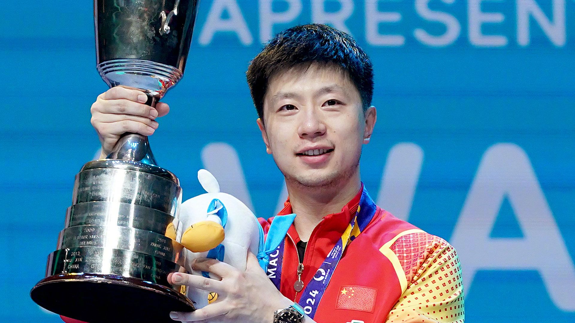 包含法国乒乓球队力克日本乒乓球队，马龙惊艳世界的词条