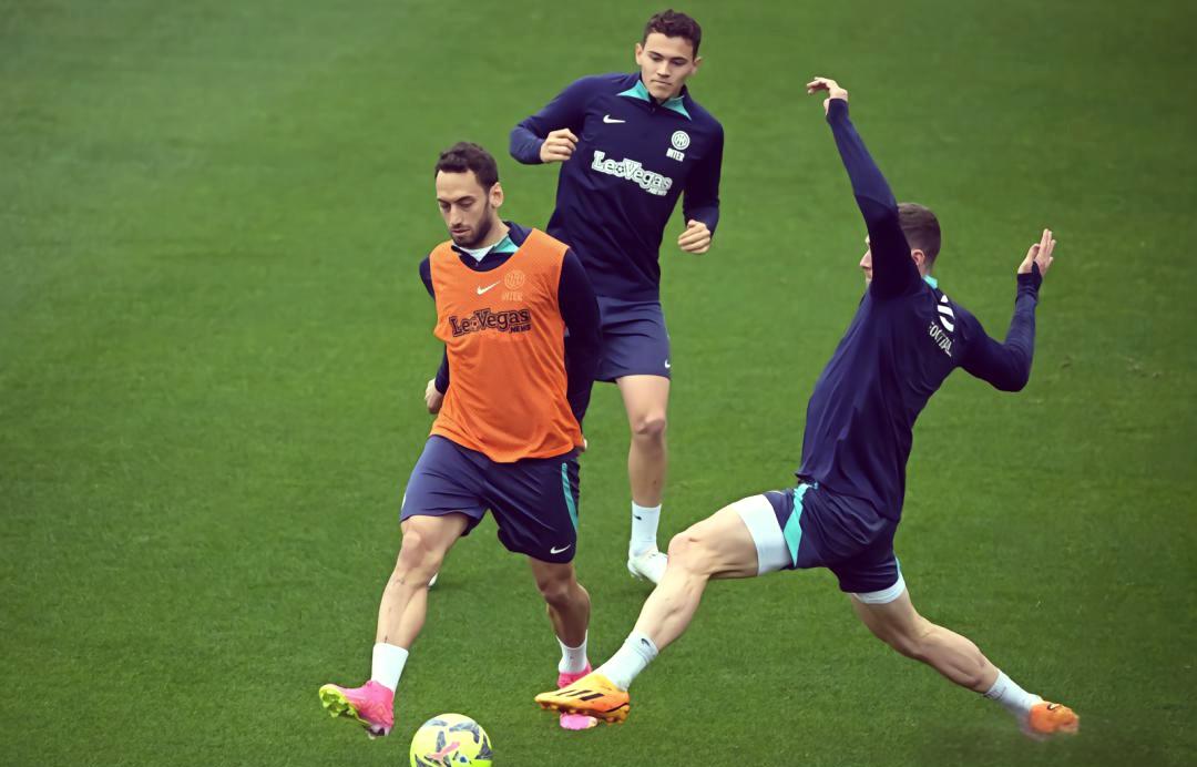 球员状态逐渐上升，向着欧预赛尽情拼搏的简单介绍