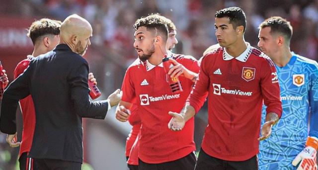 布莱顿客场战胜曼联,保级前景看好的简单介绍 布莱顿客场战胜曼联,保级前景看好的简单介绍