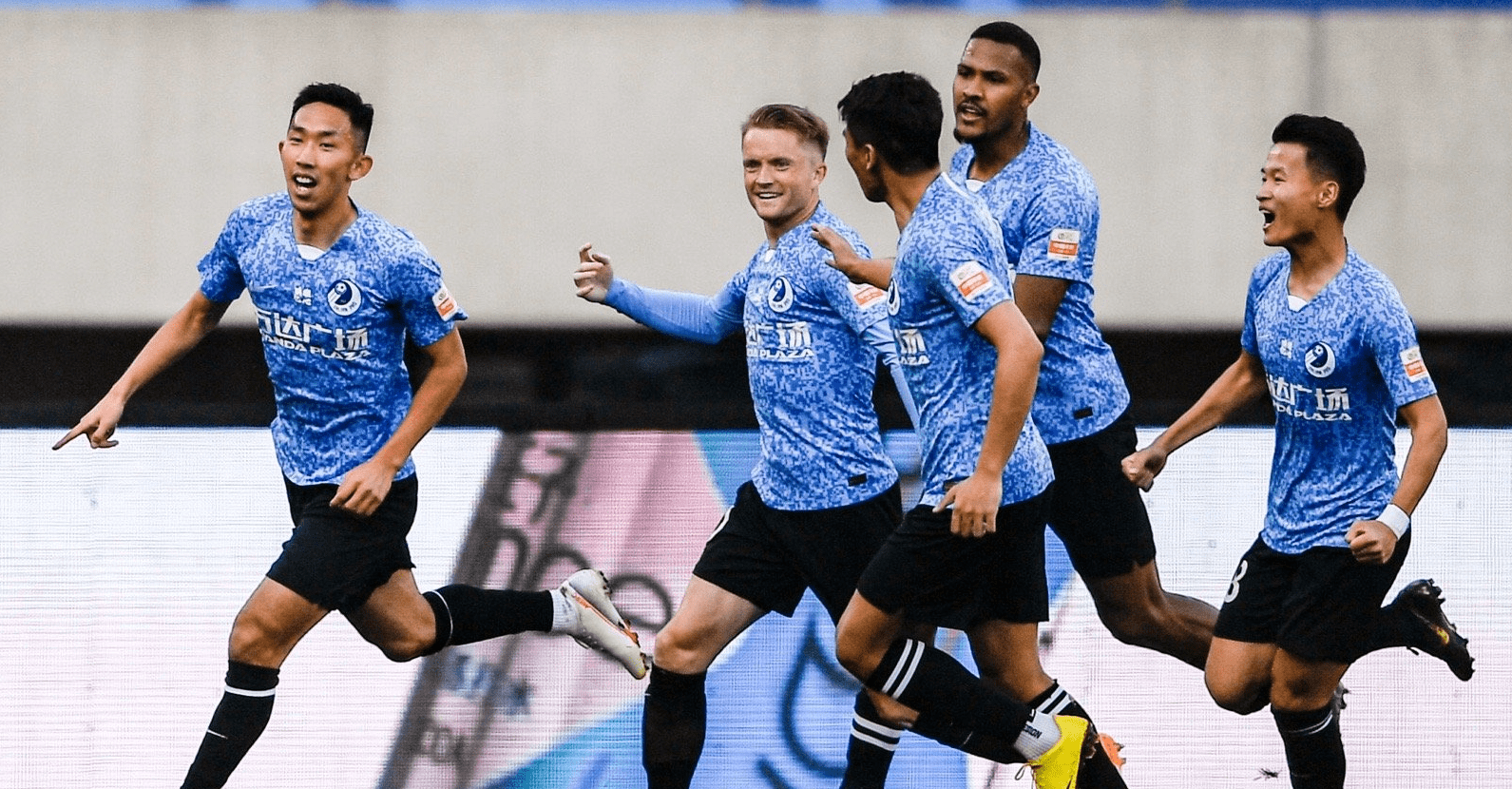 包含门兴格拉德巴赫爆冷不敌对手,降级悬念愈发凸显的词条 包含门兴格拉德巴赫爆冷不敌对手,降级悬念愈发凸显的词条