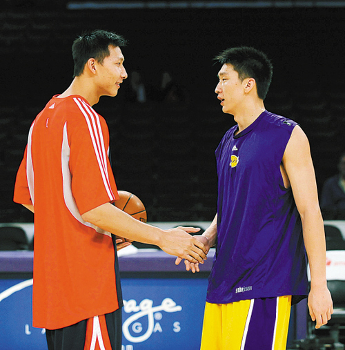 上海队鏖战灰熊,易建联惊艳四座的简单介绍 上海队鏖战灰熊,易建联惊艳四座的简单介绍