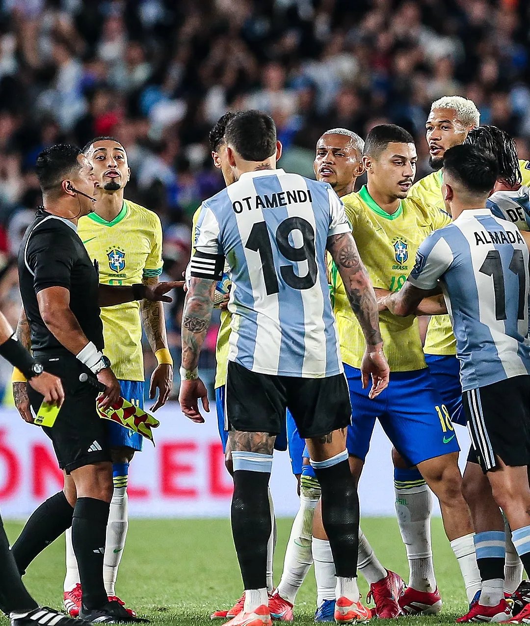 包含巴西横扫多特蒙德，格列兹曼爆发神勇的词条