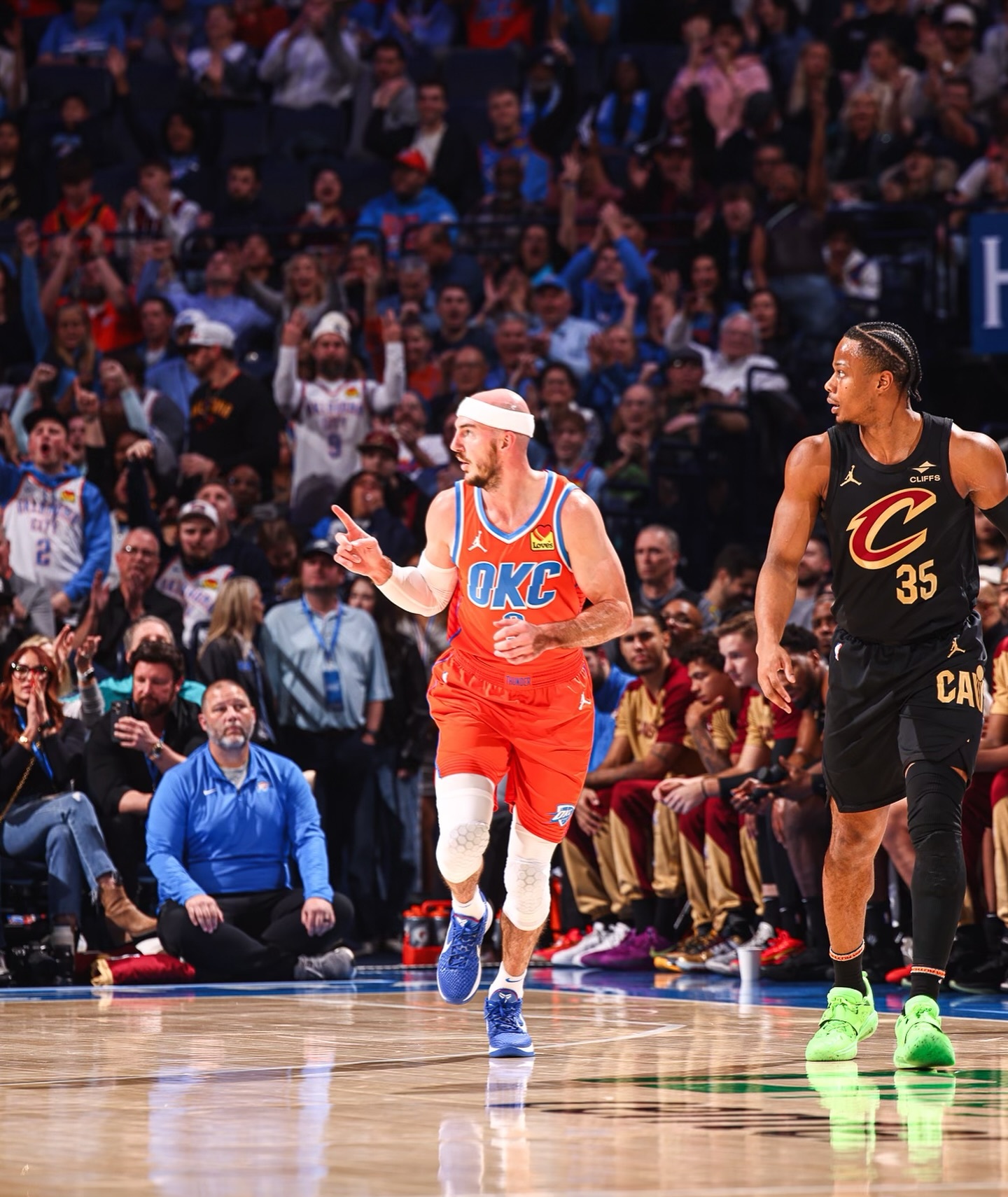 猛龙险胜雷霆,德罗赞关键制胜 猛龙险胜雷霆,德罗赞关键制胜