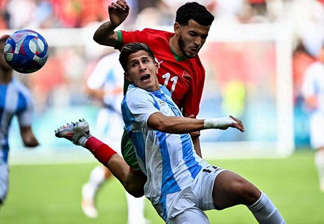 包含法国鏖战乌拉圭,阿尔瓦雷斯点燃赛场的词条 包含法国鏖战乌拉圭,阿尔瓦雷斯点燃赛场的词条