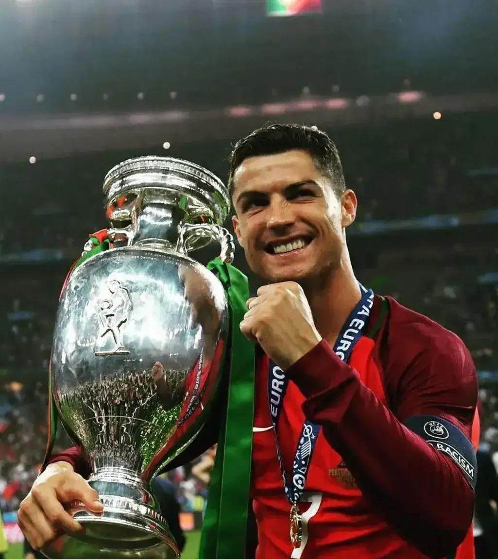 包含英格兰翻盘比利时,C罗惊艳四座的词条 包含英格兰翻盘比利时,C罗惊艳四座的词条